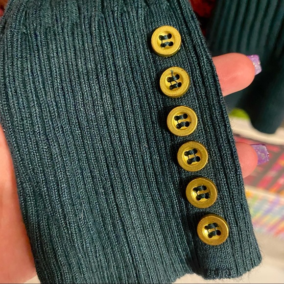 TEAL/WINTER GREEN TURTLE NECK - Picture 2 of 2